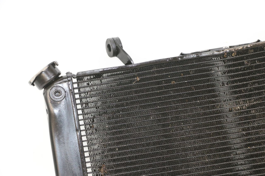 photo de COOLANT RADIATOR YAMAHA FZ1 FAZER 1000 (2007 - 2009) - Detailed visual inspection