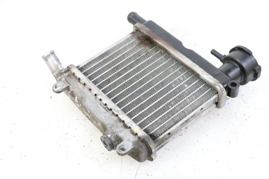 photo de RADIATOR YAMAHA NEOS NEO'S 4T 50 (2008 - 2016) - Product overview