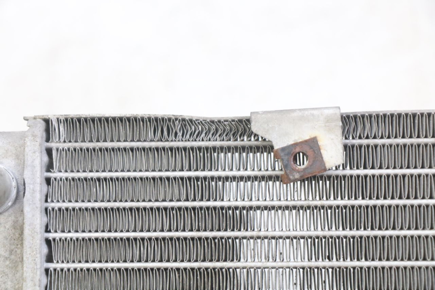 photo de RADIATOR YAMAHA YP MAJESTY 125 (1998 - 2001) - Component detail