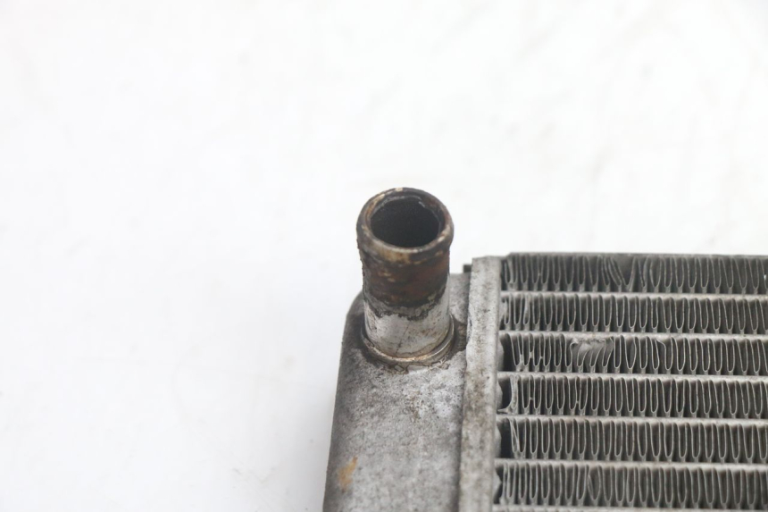 photo de RADIATOR YAMAHA YP MAJESTY 125 (1998 - 2001) - Technical close-up