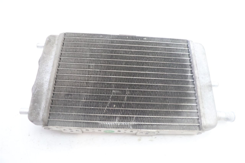 photo de COOLANT RADIATOR YAMAHA YP MAJESTY 125 (2007 - 2010) - Component detail