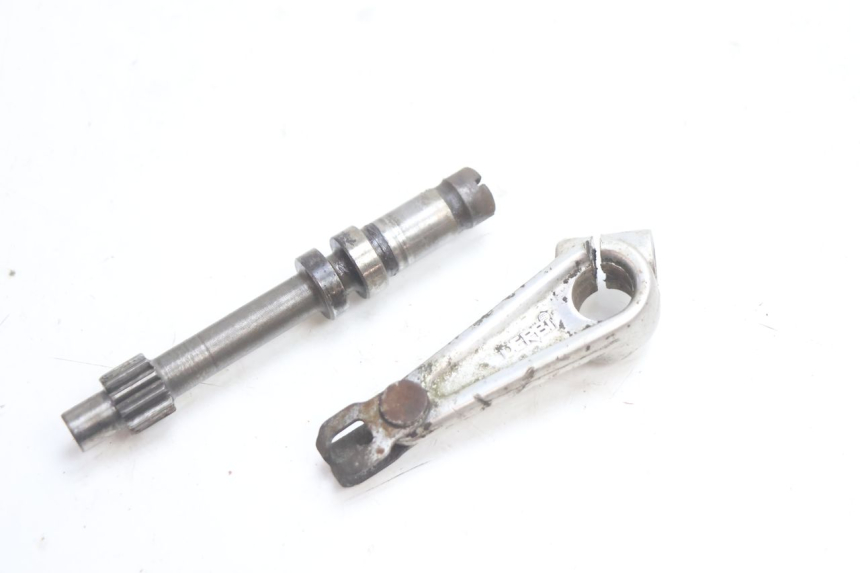 photo de CLUTCH SLAVE CYLINDER DERBI SENDA 50 (2003 - 2005) - Zoom on usage condition