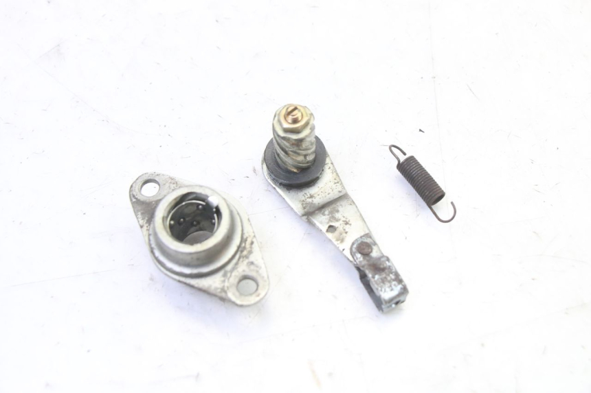 photo de CLUTCH SLAVE CYLINDER SUZUKI SV S 650 (2003 - 2009) - Technical close-up