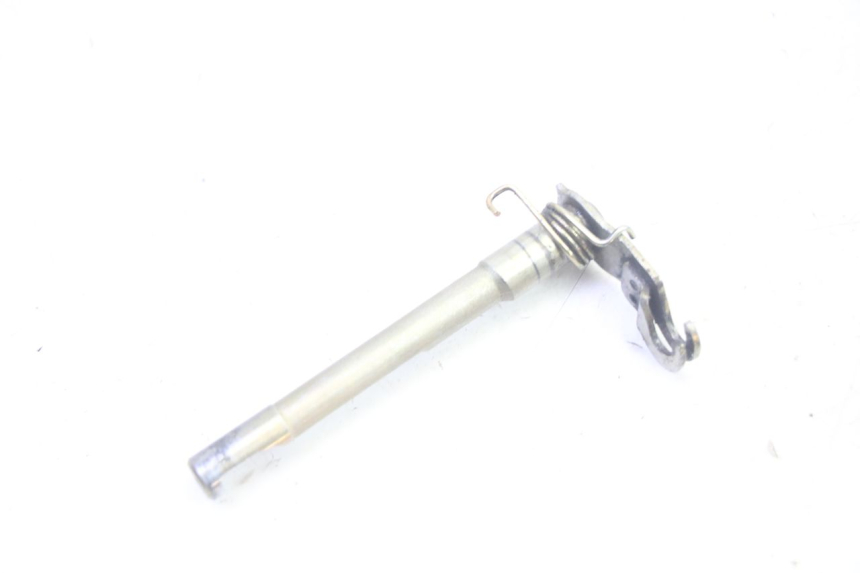 photo de CLUTCH SLAVE CYLINDER YAMAHA TTR 125 (2000 - 2020) - Technical close-up