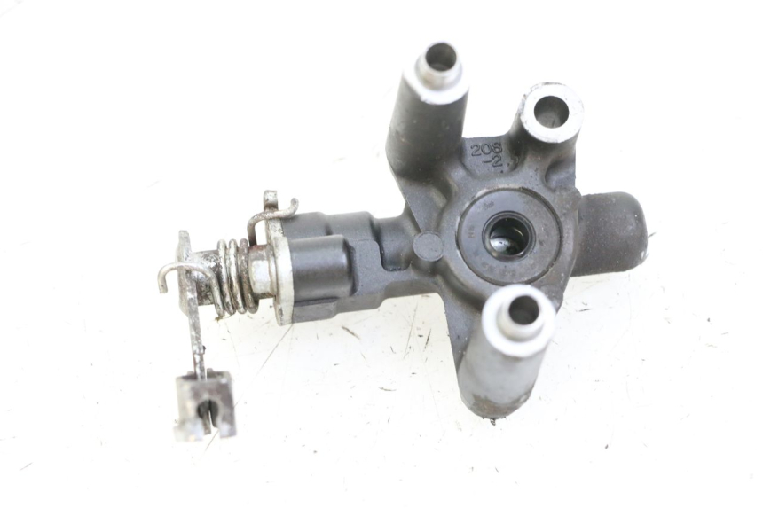 photo de CLUTCH SLAVE CYLINDER YAMAHA XJ6 600 (2008 - 2016) - Component detail