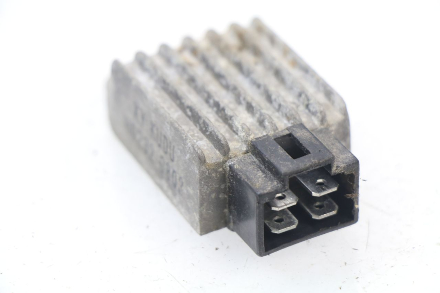 photo de CHARGING REGULATOR KYMCO AGILITY 4T 50 (2005 - 2018) - Zoom on usage condition