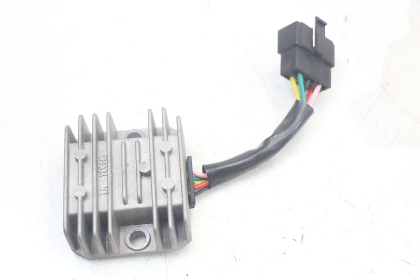 photo de CHARGING REGULATOR KYMCO AGILITY 4T 50 (2018 - 2022) - Component detail