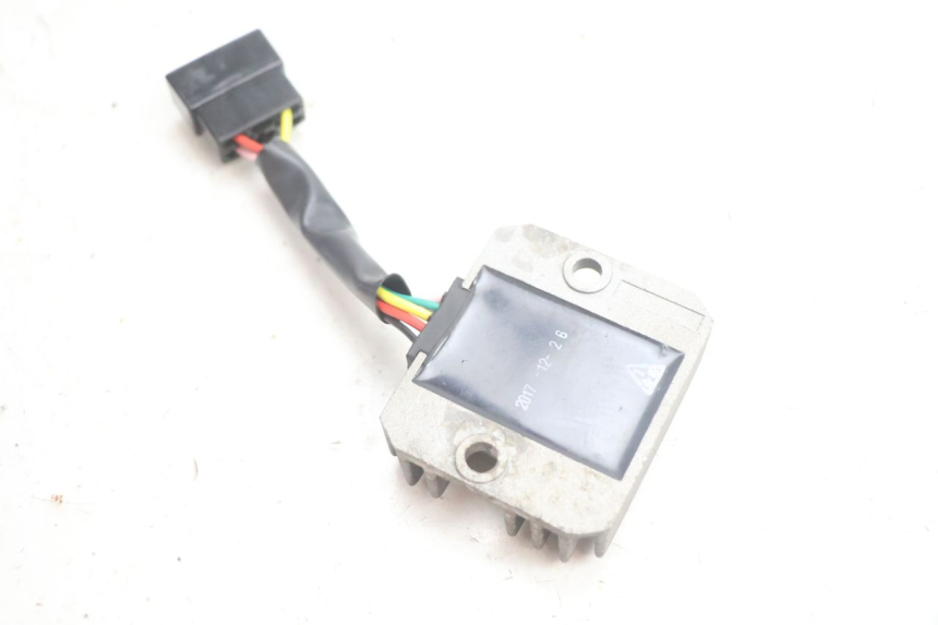 photo de CHARGING REGULATOR KYMCO AGILITY 4T 50 (2018 - 2022) - Zoom on usage condition