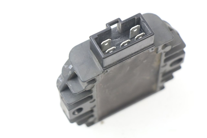 photo de CHARGING REGULATOR APRILIA ATLANTIC 125 (2003 - 2009) - Component detail