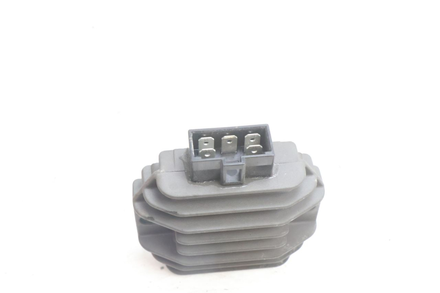 photo de REGULATOR APRILIA ATLANTIC S 125 (2010 - 2013) - Alternative perspective