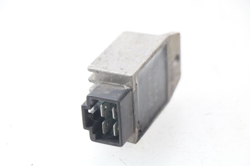 photo de CHARGING REGULATOR JONWAY AZTRAL 125 (2008 - 2017) - Component detail