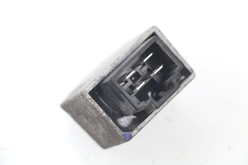 photo de CHARGING REGULATOR HONDA BALI EX 100 (1996 - 2000) - Zoom on usage condition