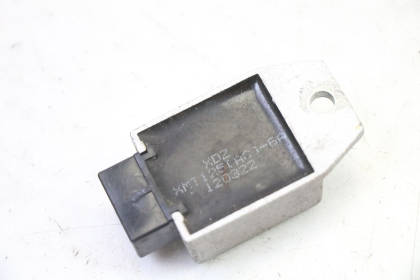 photo de REGULATOR MASH BIBOP 2T 50 (2013 - 2018) - Alternative perspective