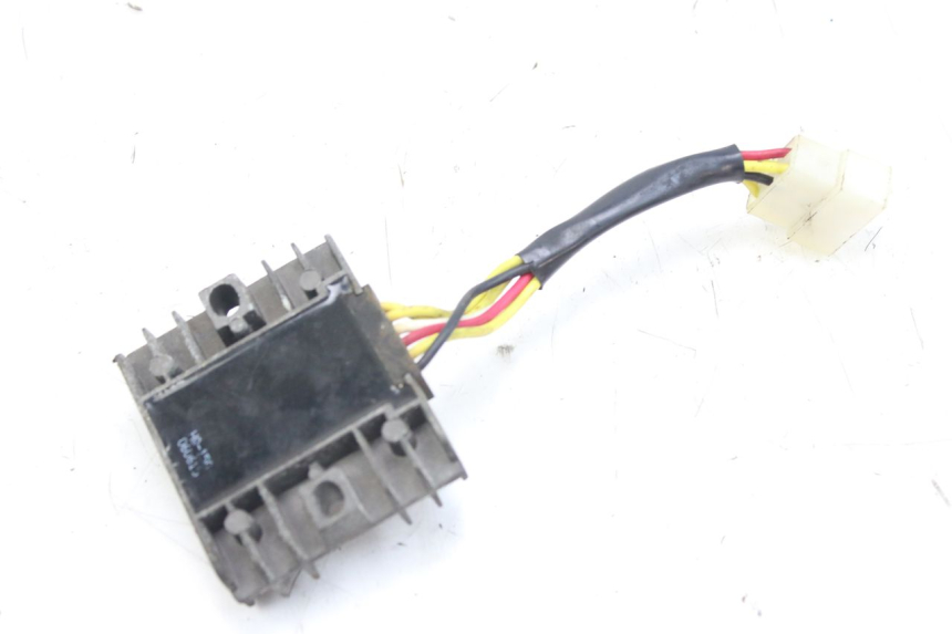 photo de CHARGING REGULATOR WILDLANDER BISCUIT 125 (2004 - 2010) - Component detail