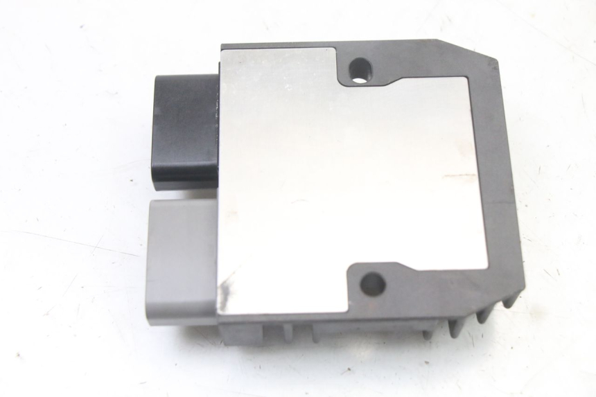 photo de REGULATOR BMW S RR ABS S1000RR 1000 (2015 - 2018) - Alternative perspective