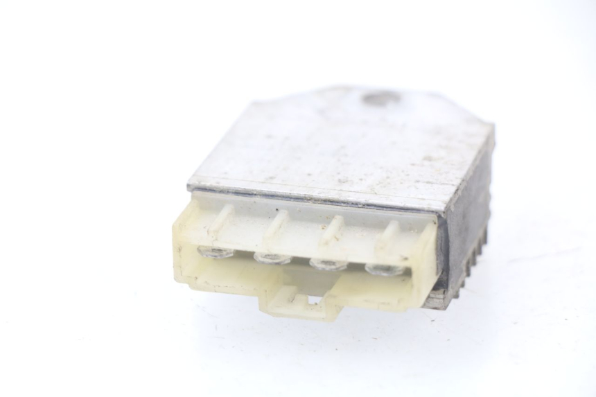 photo de REGULATOR MBK BOOSTER ROCKET 50 (1995 - 1998) - Zoom on usage condition