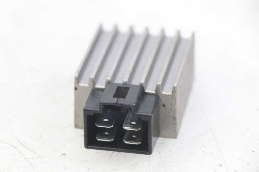 photo de CHARGING REGULATOR BAOTIAN BT 49 QT-9 50 (2006 - 2010) - Component detail