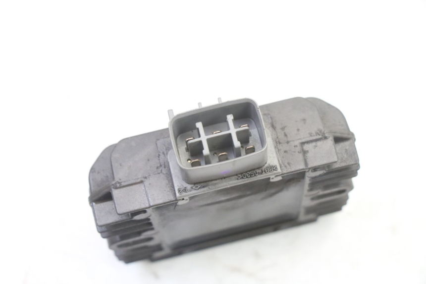 photo de CHARGING REGULATOR SUZUKI BURGMAN 125 (2007 - 2014) - Zoom on usage condition