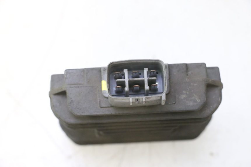 photo de CHARGING REGULATOR SUZUKI BURGMAN 125 (2007 - 2014) - Zoom on usage condition