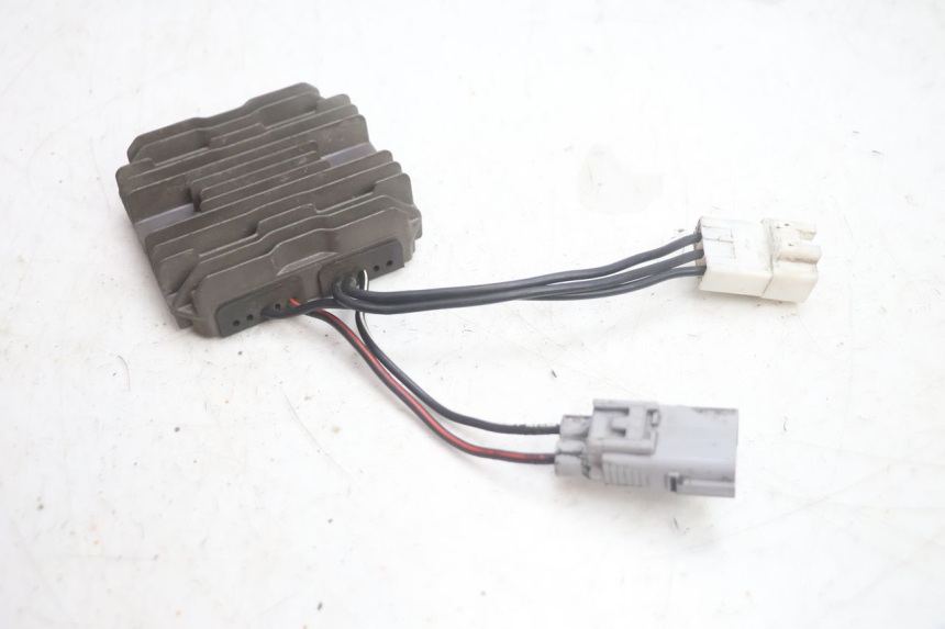 photo de REGULATOR SUZUKI BURGMAN EXECUTIVE ABS 650 (2006 - 2012) - Alternative perspective