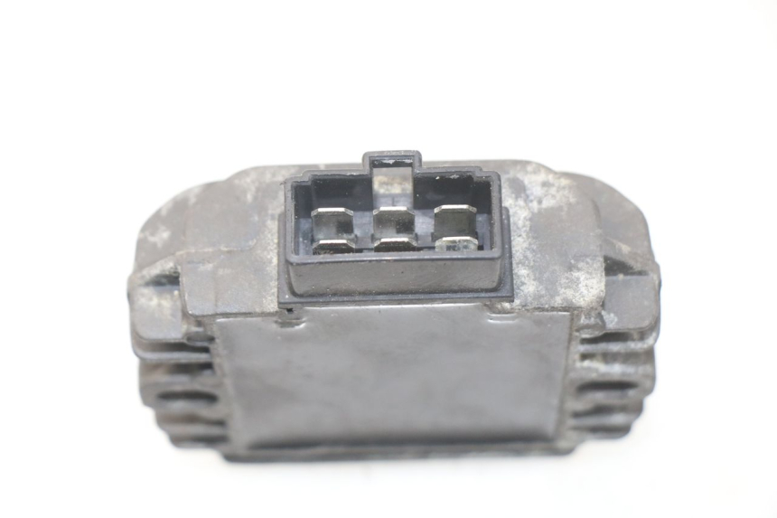 photo de REGULATOR PIAGGIO CARNABY 125 (2007 - 2011) - Component detail