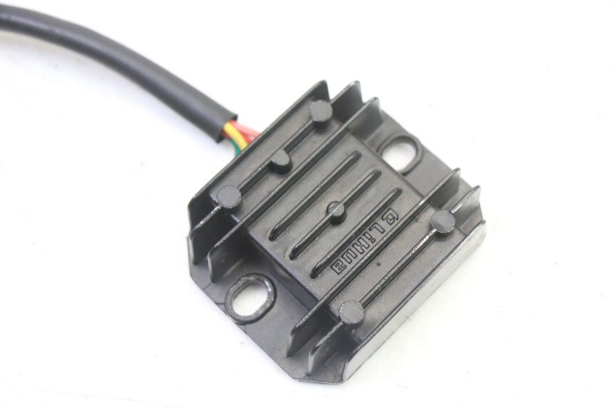 photo de CHARGING REGULATOR ORCAL CAVARO 4T 50 (2019 - 2023) - Component detail
