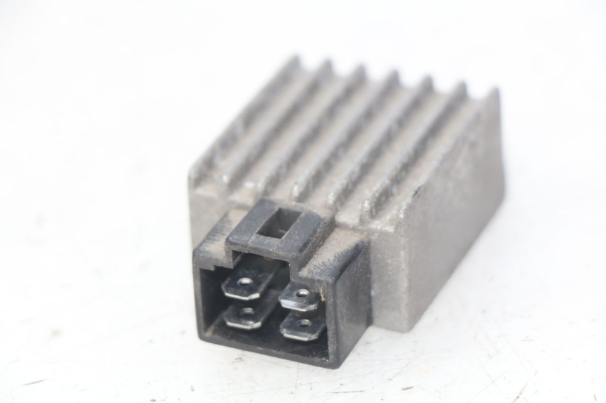 photo de CHARGING REGULATOR TNT MOTOR CITY 50 (2007 - 2018) - Component detail