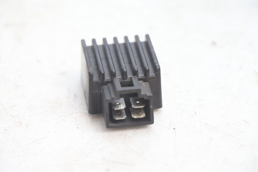 photo de REGULATOR TGB CITY RS 50 (2011 - 2016) - Zoom on usage condition