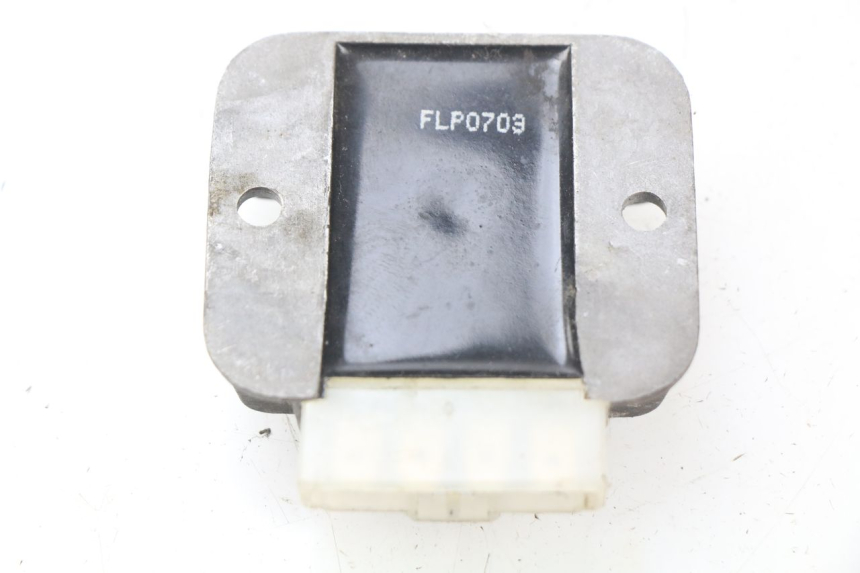 photo de REGULATOR REVATTO CITYONE 50 (2006 - 2008) - Zoom on usage condition