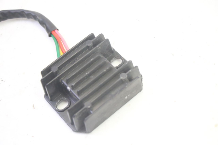 photo de CHARGING REGULATOR SYM CROX 4T 50 (2016 - 2023) - Component detail