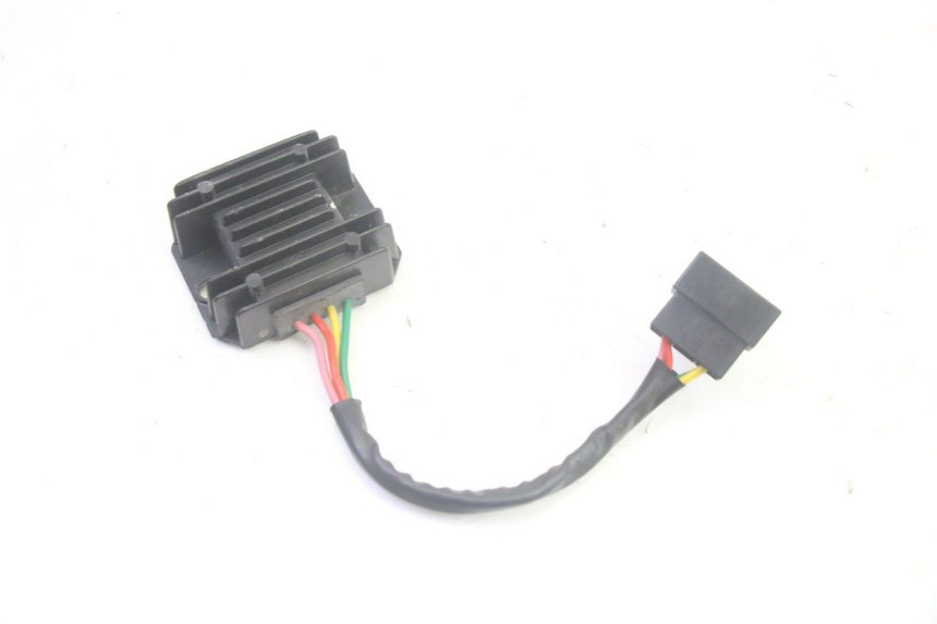 photo de CHARGING REGULATOR SYM CROX 4T 50 (2016 - 2023) - Zoom on usage condition