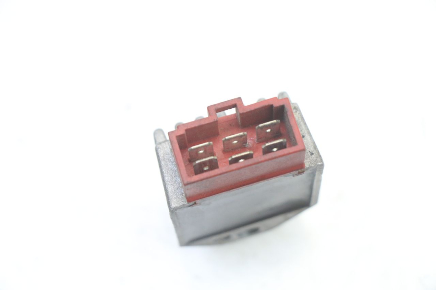 photo de REGULATOR DERBI SENDA SM DRD X-TREME 50 (2011 - 2017) - Zoom on usage condition