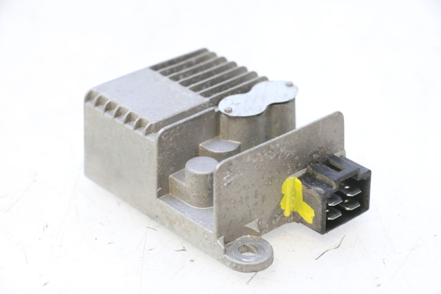 photo de REGULATOR WAYSCRAL E-START 1 (2018 - 2022) - Technical close-up