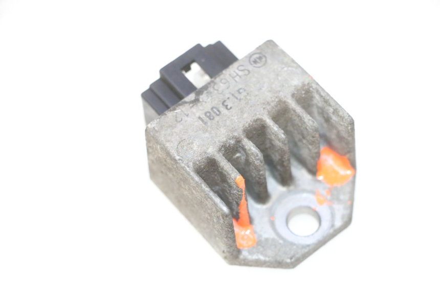 photo de CHARGING REGULATOR PEUGEOT ELYSTAR 50 (2002 - 2014) - Alternative perspective