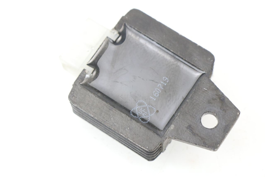 photo de CHARGING REGULATOR TNT MOTOR FASTINO 4T 50 (2013 - 2019) - Component detail