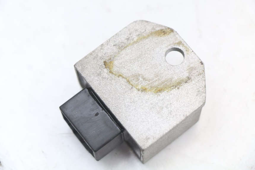 photo de CHARGING REGULATOR SYM FIDDLE 2 50 (2008 - 2013) - Alternative perspective