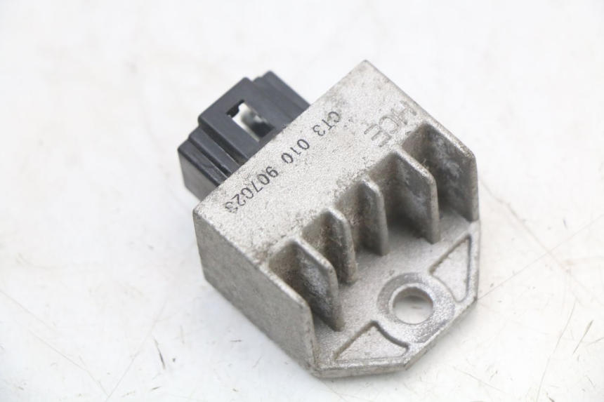 photo de CHARGING REGULATOR SYM FIDDLE 2 50 (2008 - 2013) - Component detail