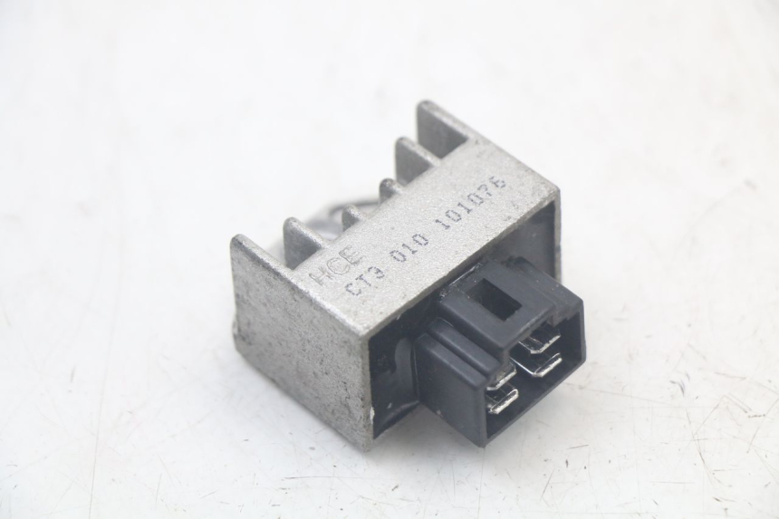 photo de CHARGING REGULATOR SYM FIDDLE 2 50 (2008 - 2013) - Component detail