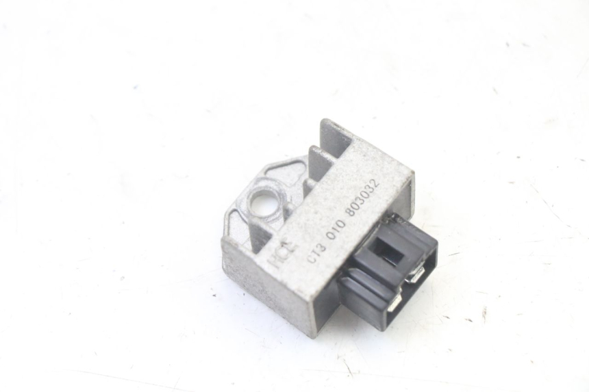 photo de REGULATOR SYM FIDDLE 125 (2008 - 2010) - Main view