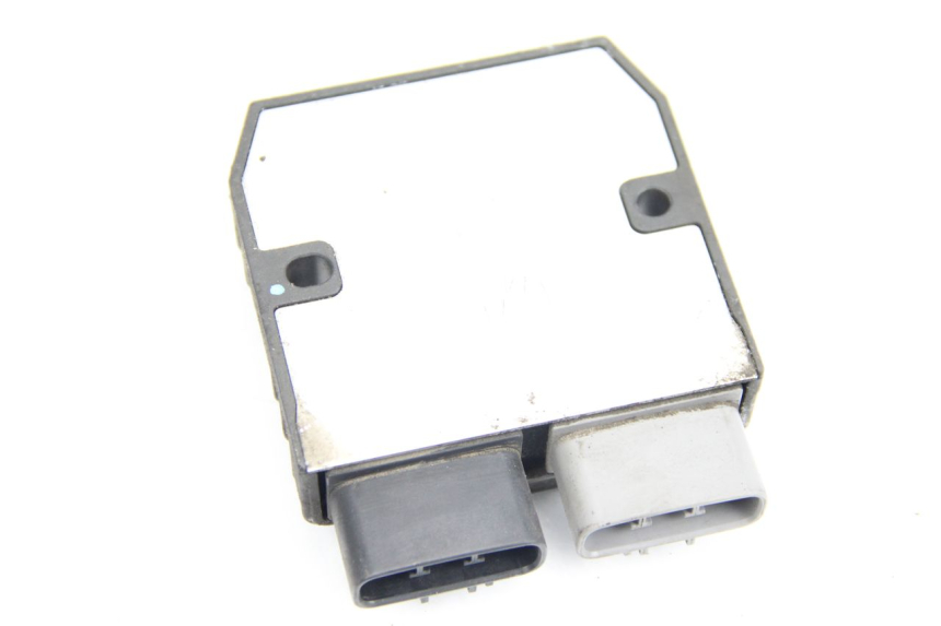 photo de CHARGING REGULATOR YAMAHA FJR ABS 1300 (2006 - 2012) - Fixing points details