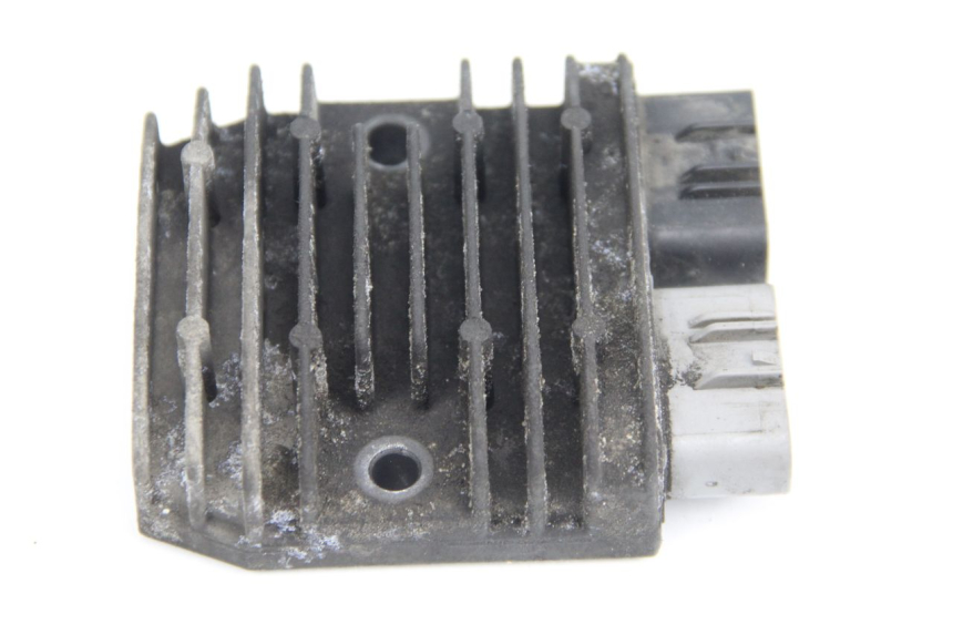 photo de CHARGING REGULATOR YAMAHA FJR ABS 1300 (2006 - 2012) - Surface and material condition