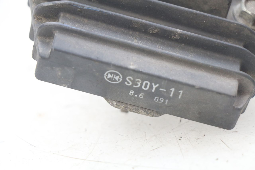 photo de CHARGING REGULATOR YAMAHA FJR ABS 1300 (2006 - 2012) - Product overview