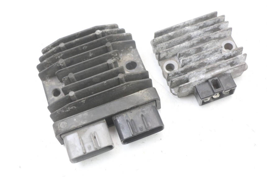 photo de CHARGING REGULATOR YAMAHA FJR ABS 1300 (2006 - 2012) - Main view