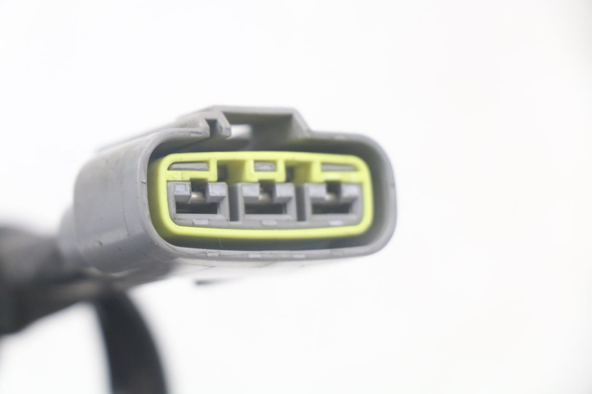 photo de CHARGING REGULATOR YAMAHA FJR ABS 1300 (2006 - 2012) - Surface and material condition