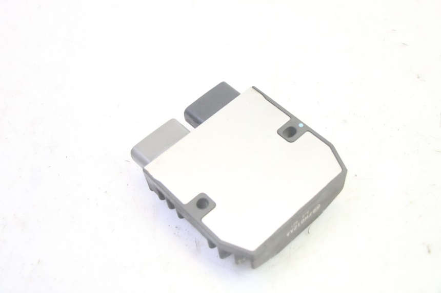 photo de CHARGING REGULATOR YAMAHA FJR ABS 1300 (2006 - 2012) - Checked used part