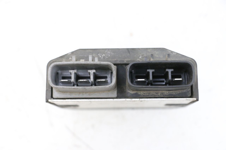 photo de CHARGING REGULATOR YAMAHA FJR ABS 1300 (2006 - 2012) - Surface and material condition