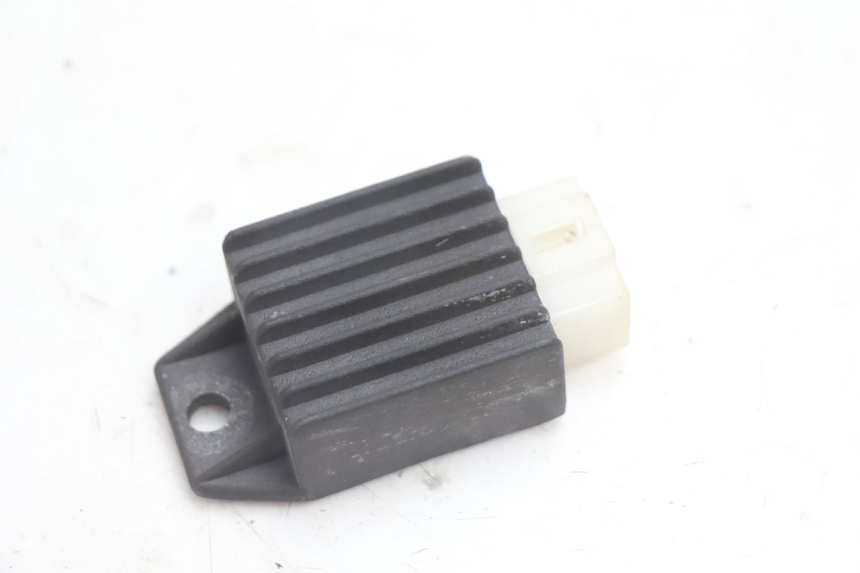 photo de REGULATOR KEEWAY FOCUS 50 (2006 - 2009) - Component detail