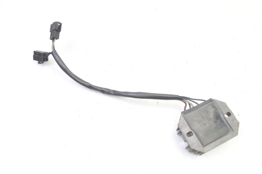photo de REGULATOR SUZUKI GS GSE 500 (2001 - 2003) - Alternative perspective