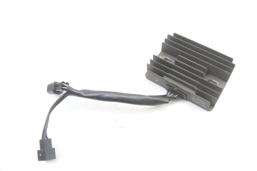 photo de REGULATOR SUZUKI GSR 750 (2011 - 2017) - Zoom on usage condition