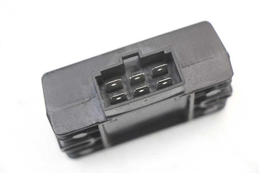 photo de REGULATOR HYOSUNG GTR 125 (2006 - 2008) - Component detail